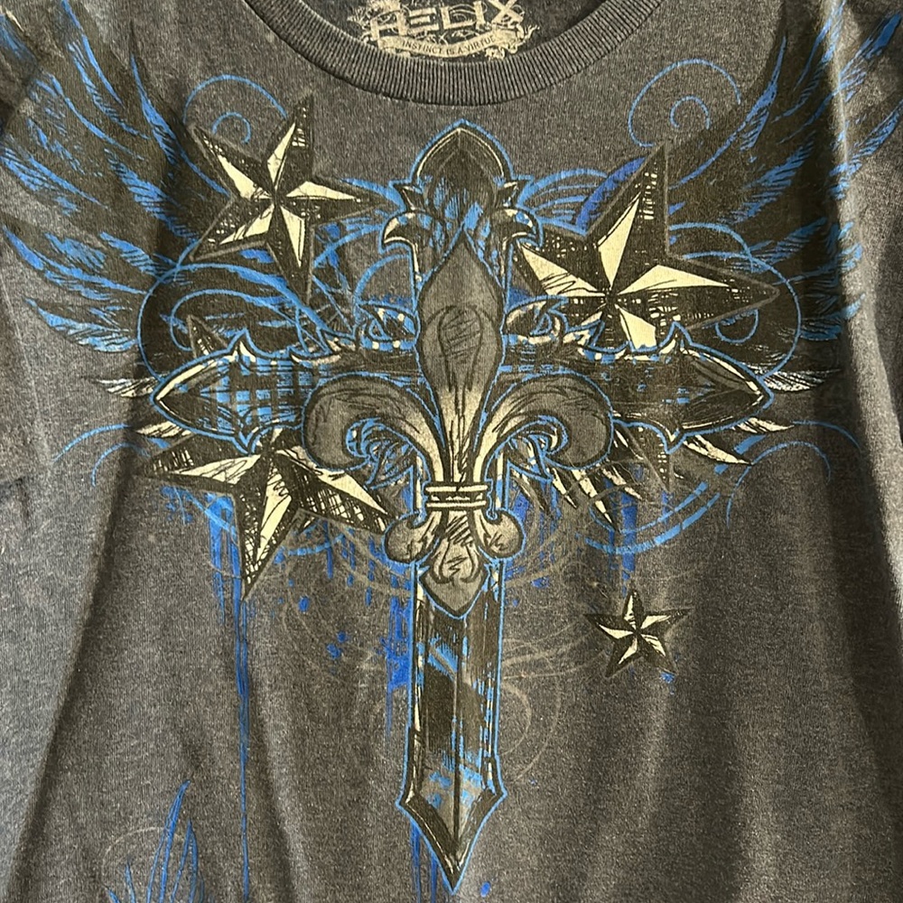 Boys tshirt XL with cross image